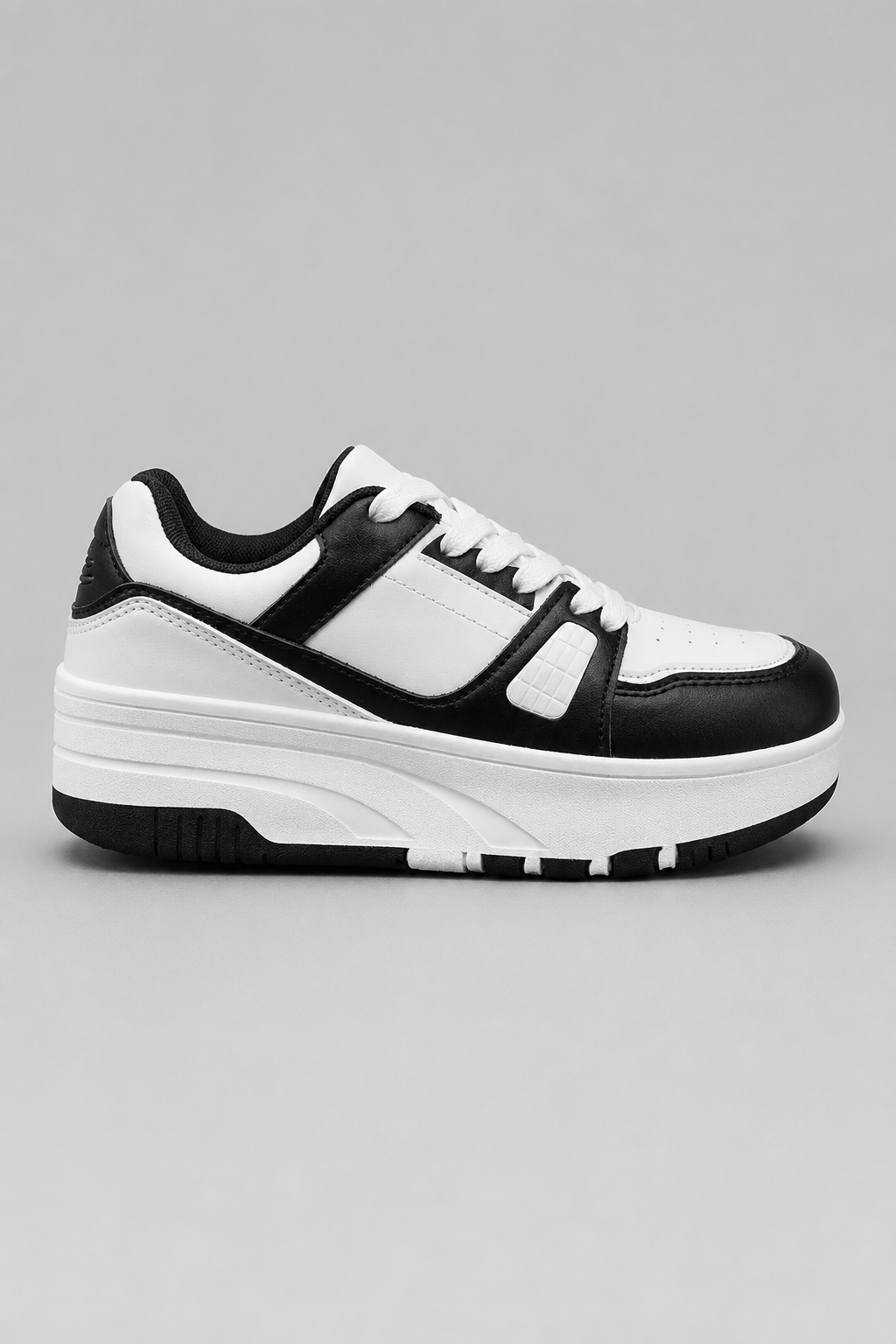 Kids Roller Sneakers | Boys & Girls | Four-Wheel | Casual Walking Shoes | Black | Steven & Levon