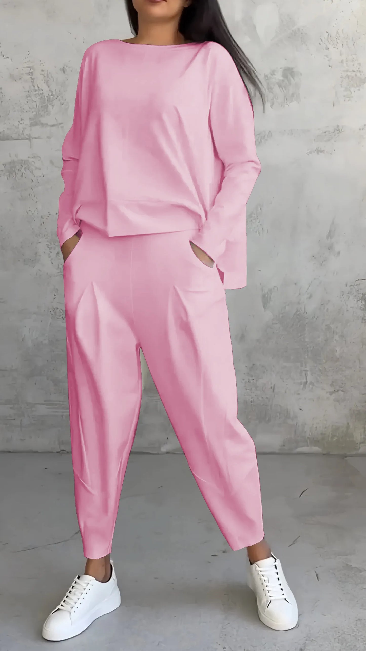 Women's Two-Piece Casual Set | Round Neck Top & Tapered Trousers | Relaxed Fit | Steven & Levon2-piece women's autumn casual set – Liora