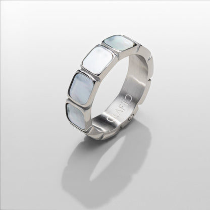 White Stone Band Ring | Gold or Silver | Unisex | Stainless Steel | White Stone Detail | Classic Style | Steven & Levon