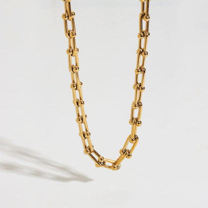Horseshoe Necklace | Women's U-Shaped Pendant Necklace | Gold-Plated Stainless Steel | Minimalist Statement Jewellery | Steven & Levon