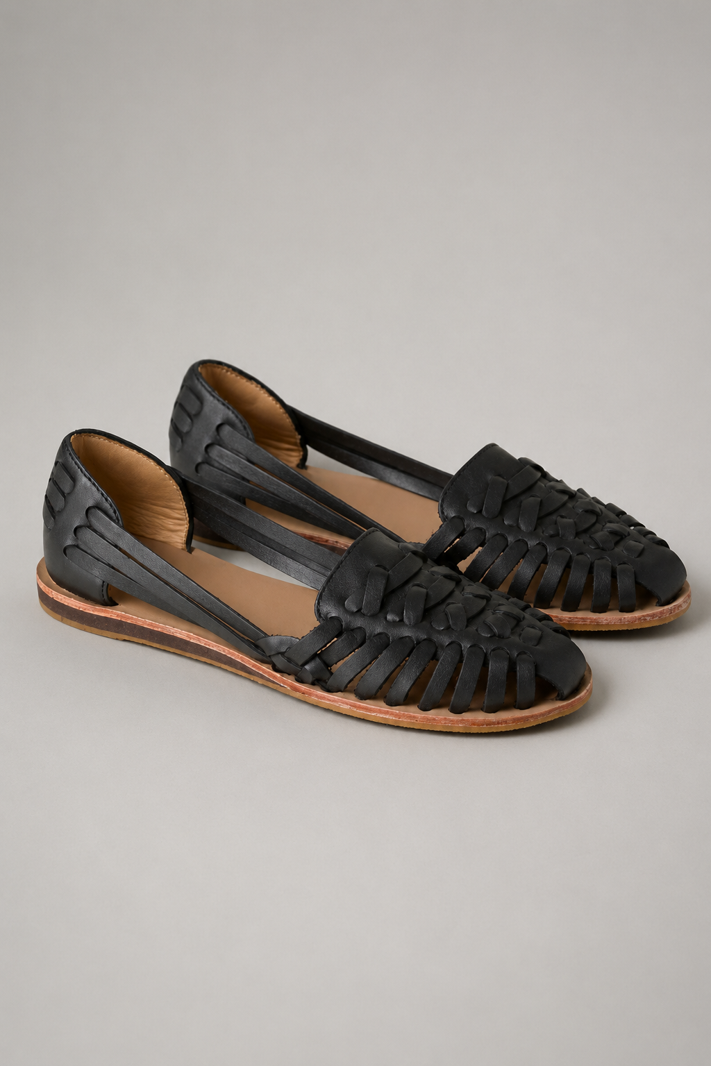 Woman's Woven Sandals | Woven Upper | Closed Toe Slip-On Comfort Support | Steven & Levon