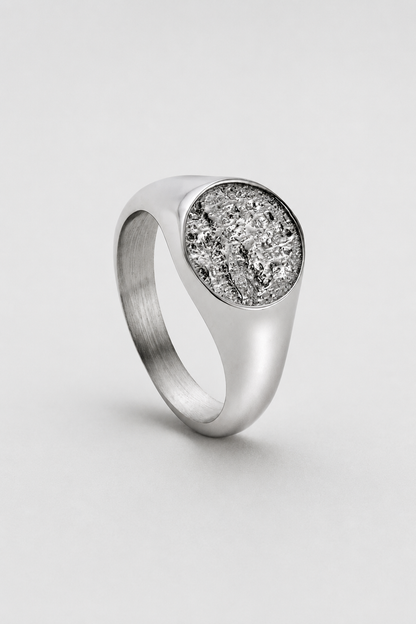 Hammered Signet Ring | Silver | Unisex | Stainless Steel | Hammered Finish | Steven & Levon