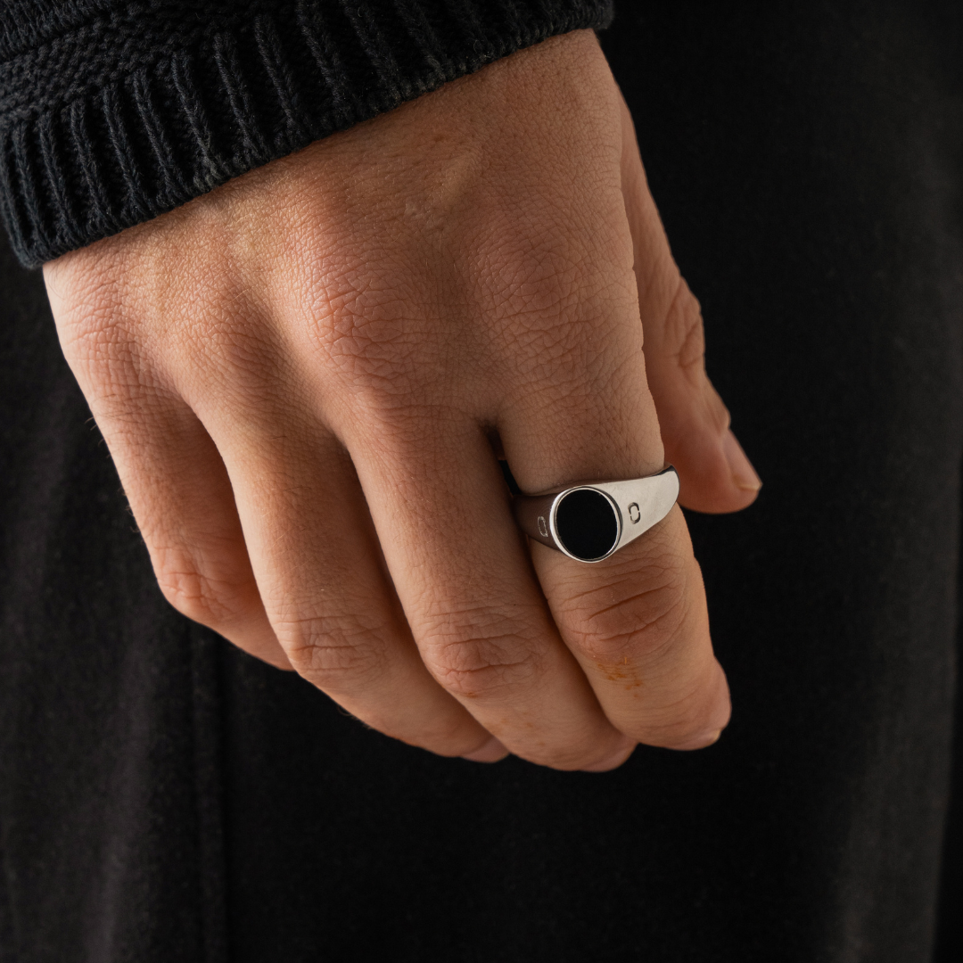 Oval Stone Ring | Gold or Silver | Unisex | Stainless Steel | Oval Gemstone | Classic Style | Steven & Levon