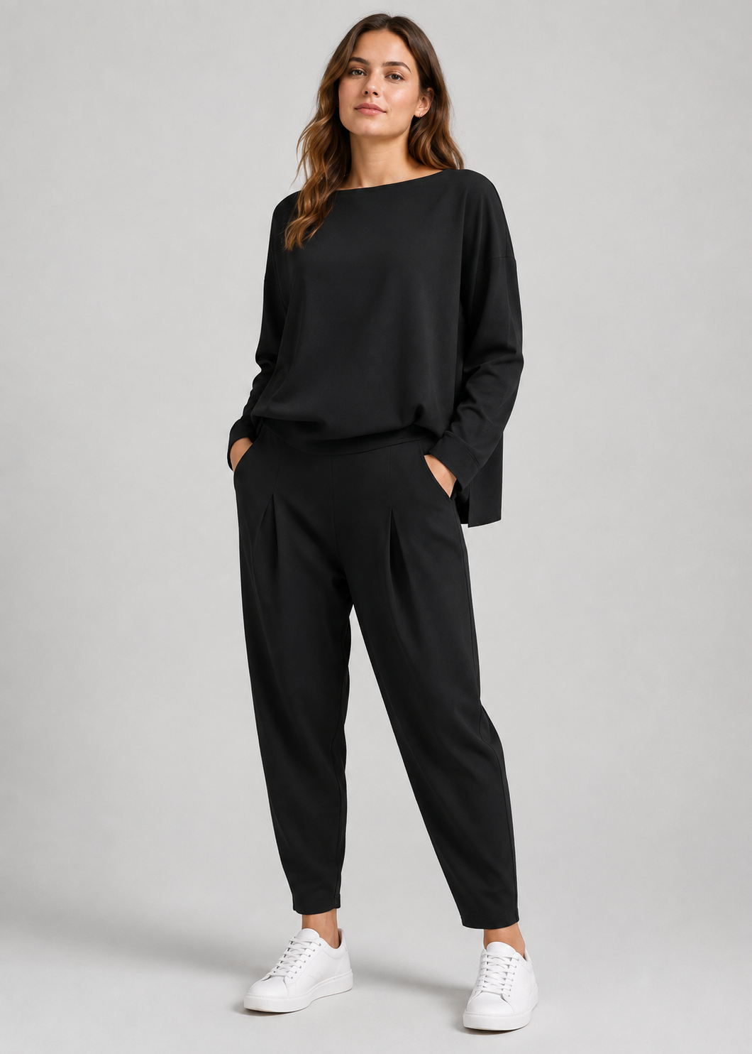 Women's Two-Piece Casual Set | Round Neck Top & Tapered Trousers | Relaxed Fit | Steven & Levon2-piece women's autumn casual set – Liora
