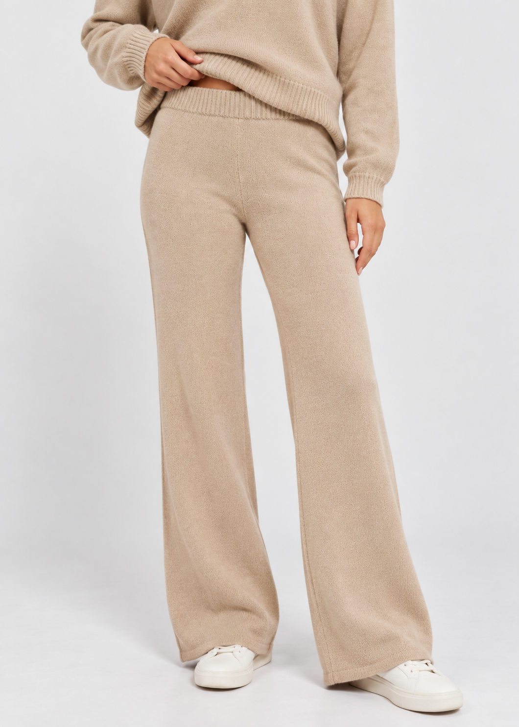 Women's Lounge Set | Soft Two-Piece Outfit | Relaxed Everyday Fit | Steven & Levon