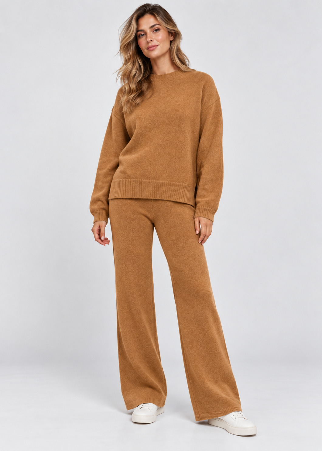 Women's Lounge Set | Soft Two-Piece Outfit | Relaxed Everyday Fit | Steven & Levon