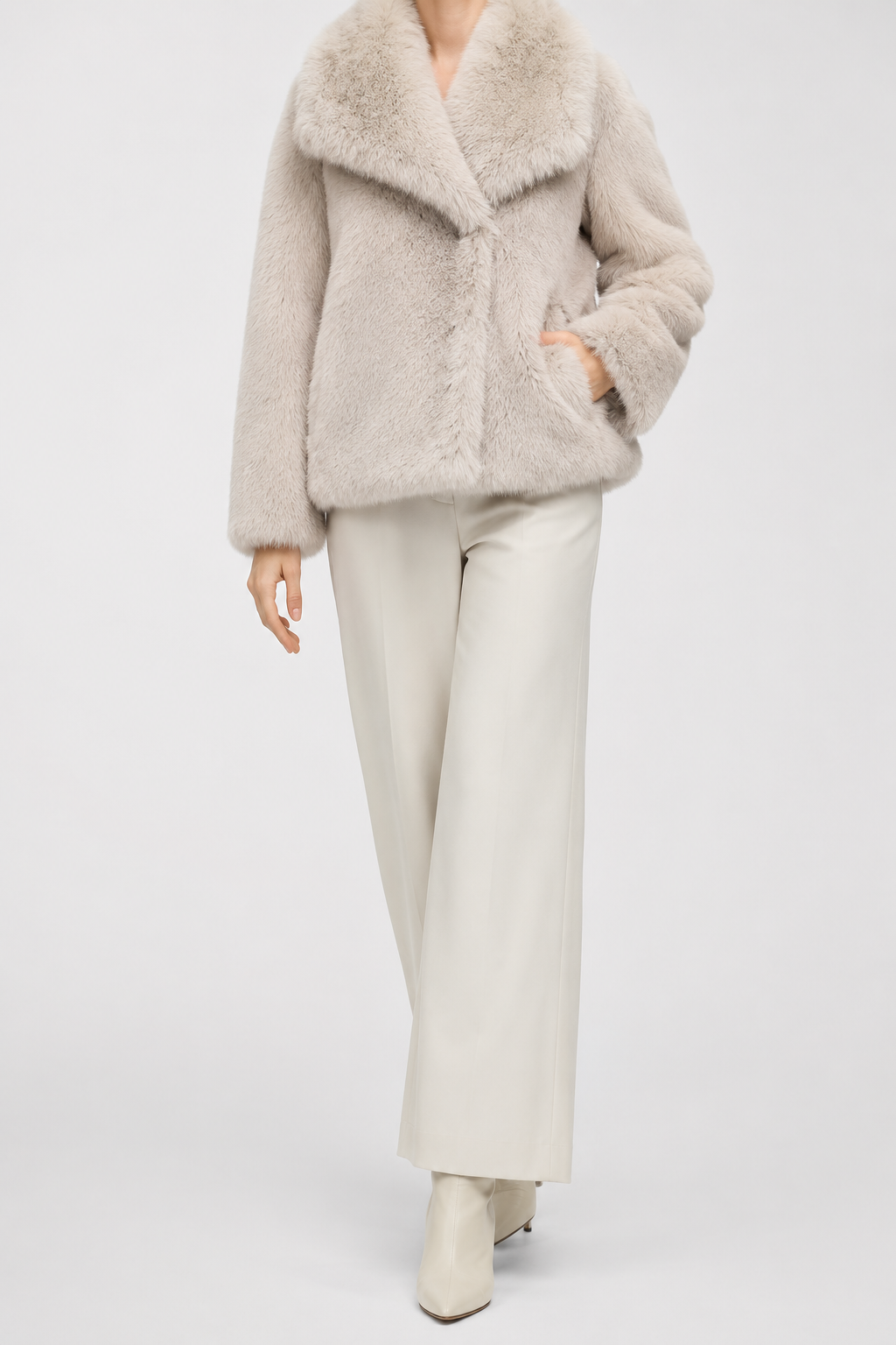 Women's Warm Winter Coat | Women | Soft Fabric Blend | Elegant Longline Coat for Casual & Evening Wear | Steven & Levon