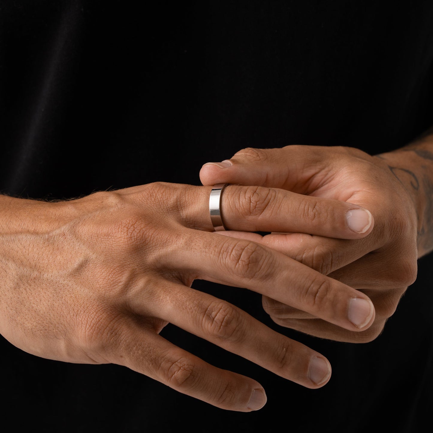 Flat Band Ring | Gold, Silver or Black | Unisex | Stainless Steel | 5mm | Minimalist Style | Steven & Levon