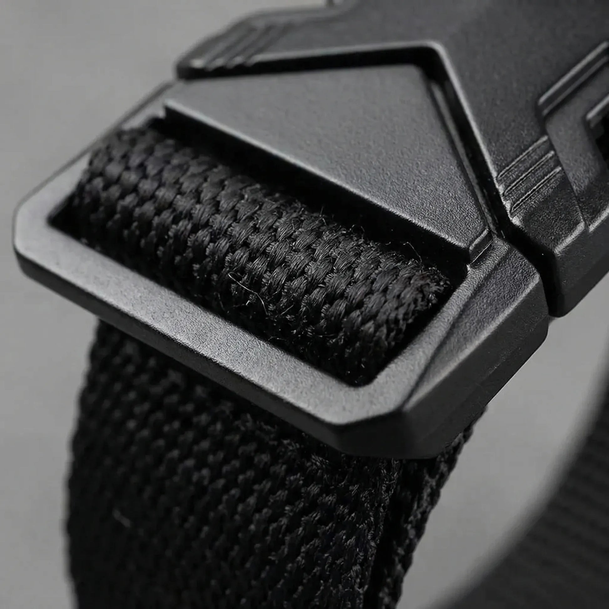 Kommurix - Braided Buckle Belt For Men  Everyday Casual Wear