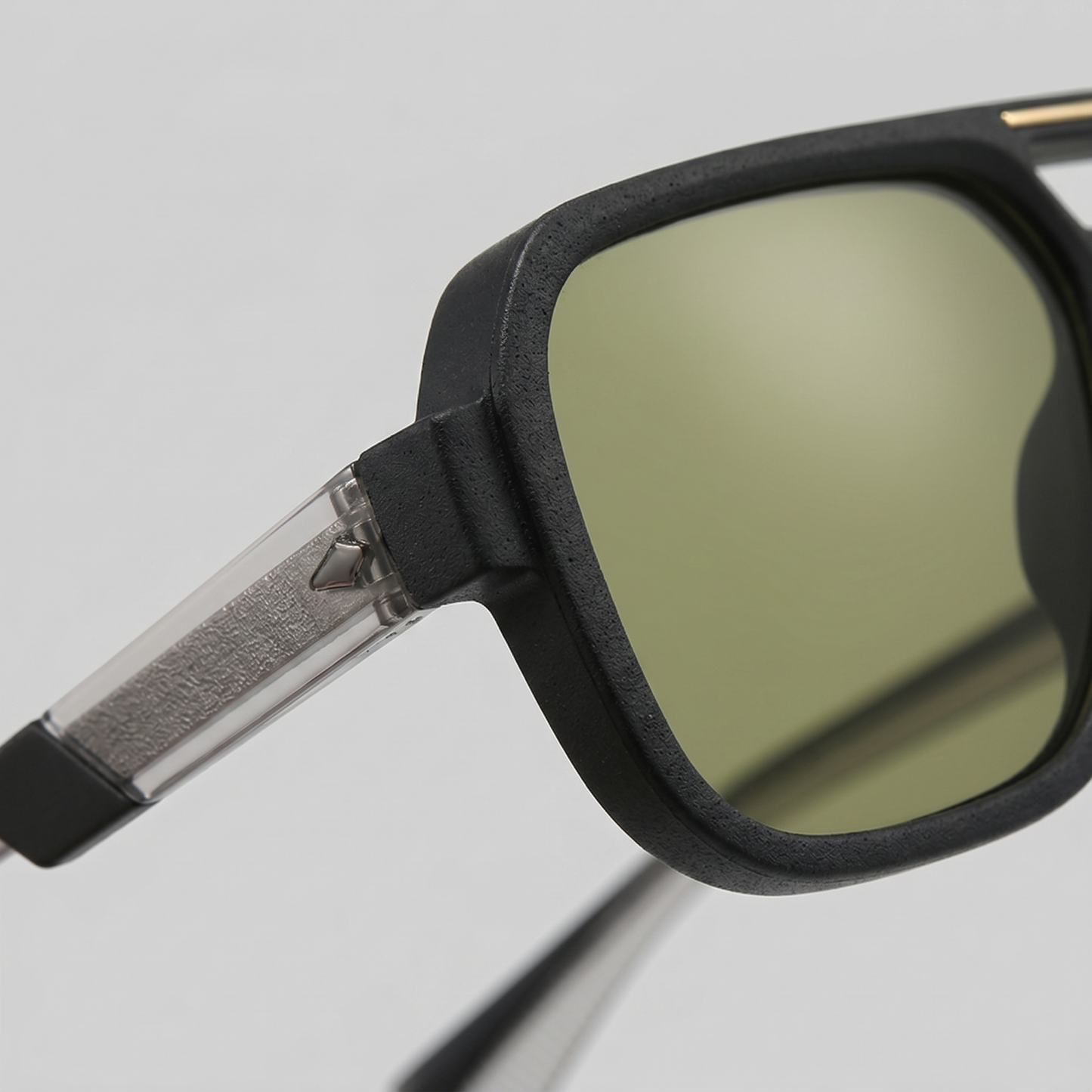 Men's Double-Bridge Aviator Sunglasses | PC Lens | Black Gold Frame | Steven & Levon