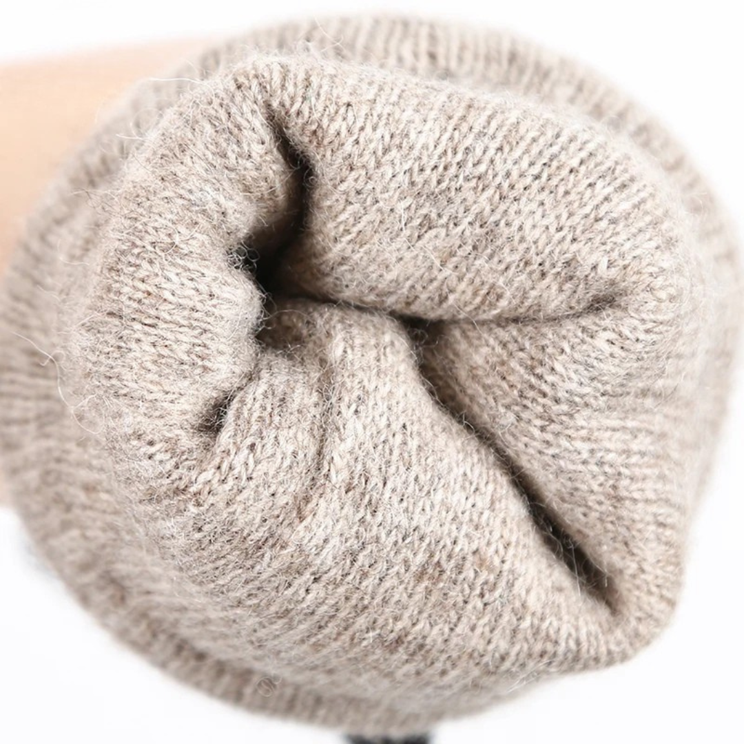 Black Leather Gloves | Men | Deerskin Leather | Warm Winter Gloves | Classic Style | Steven & Levon