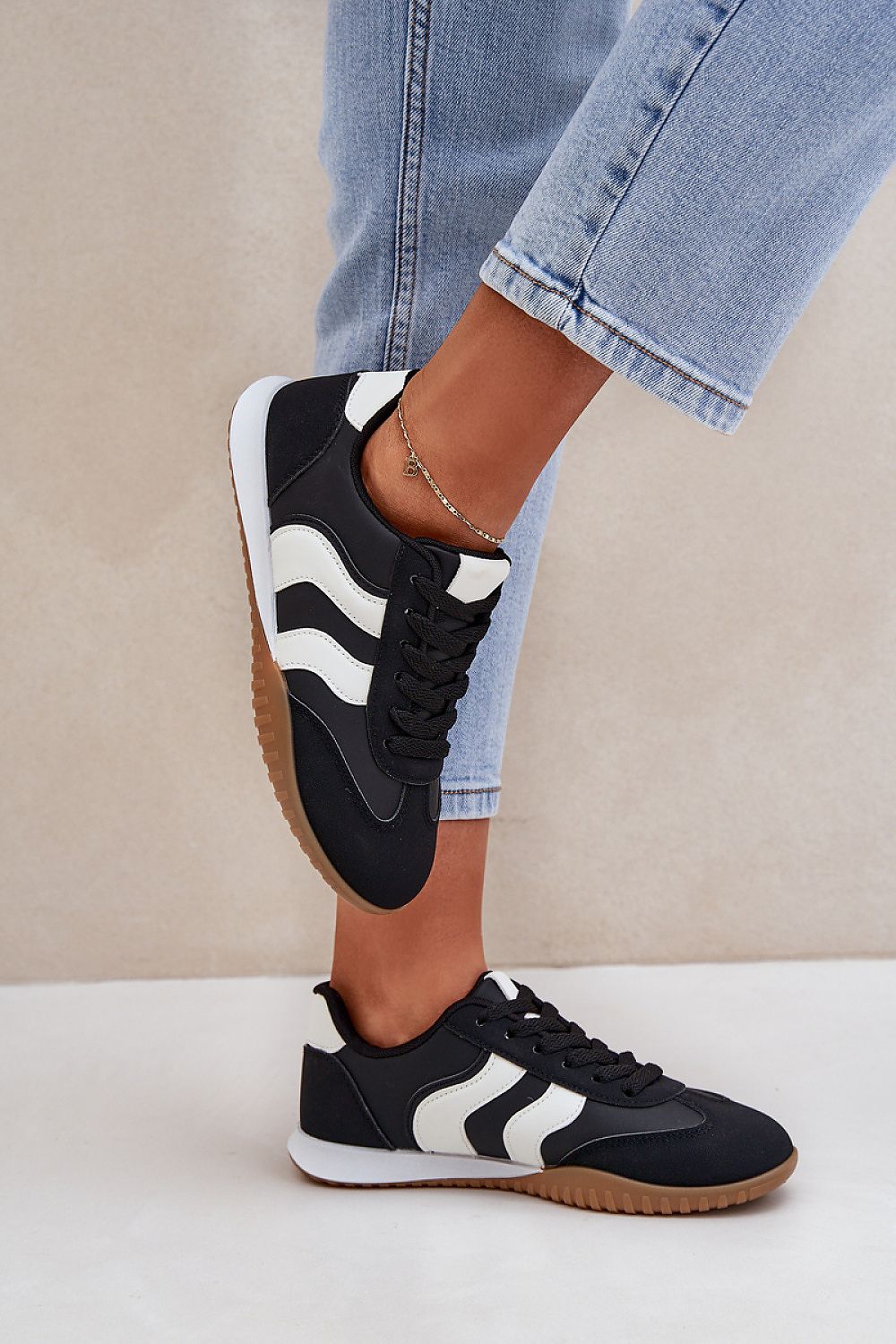 Women's Eco Leather Sneakers | Eco Leather | Lightweight Comfortable Casual Shoes | Steven & Levon