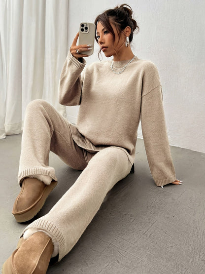 Women's Knit Lounge Set | Soft Two-Piece Outfit | Relaxed Fit | Steven & Levon