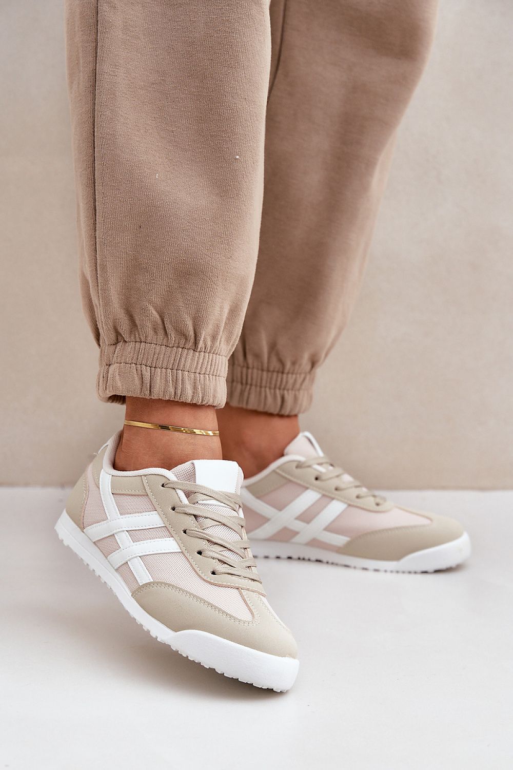 Women's Mesh Casual Sneakers | Women | Breathable Mesh Knit | Lightweight Lace-Up Trainers | Casual Everyday Shoes | Steven & Levon