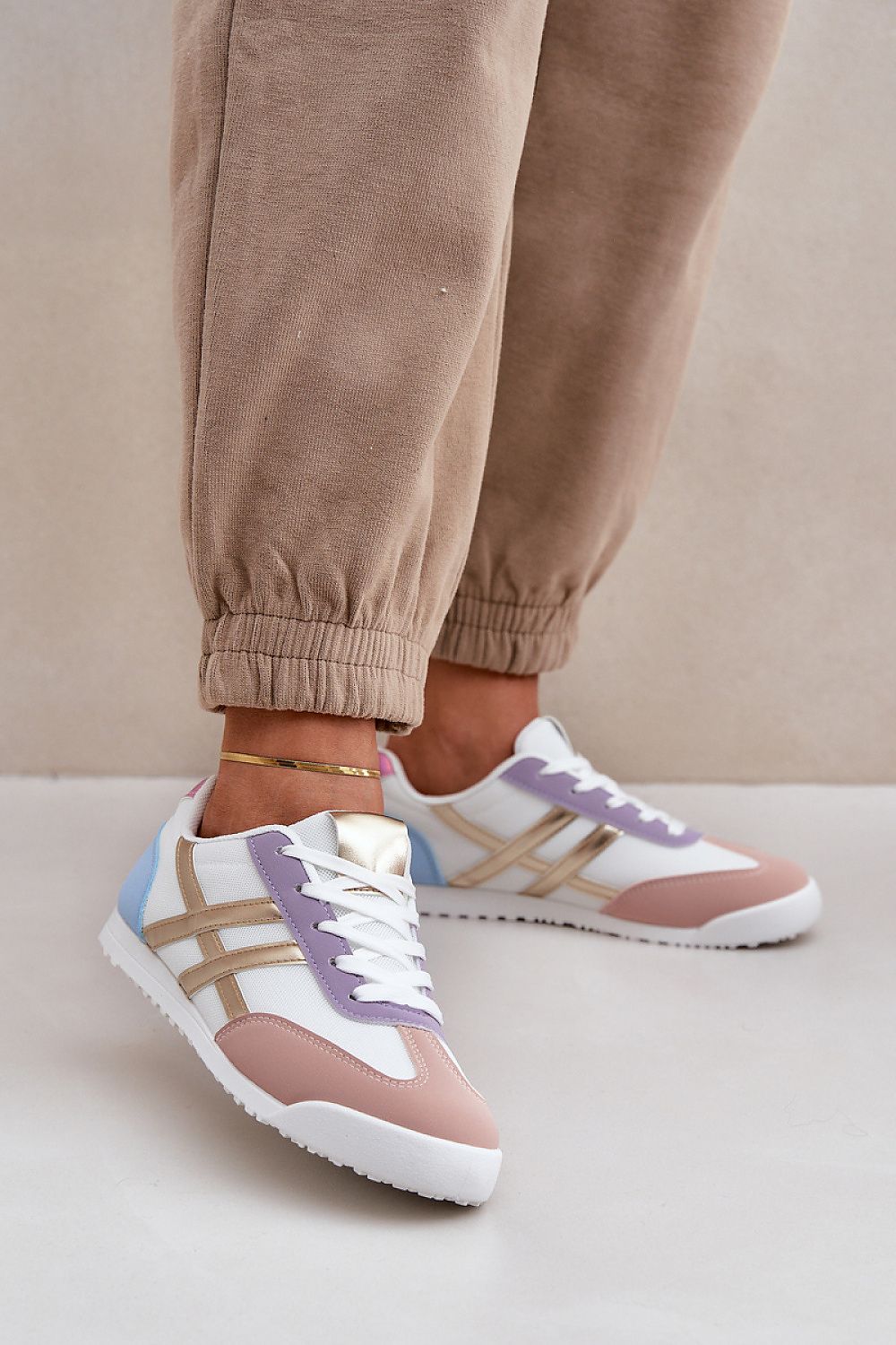 Women's Mesh Casual Sneakers | Women | Breathable Mesh Knit | Lightweight Lace-Up Trainers | Casual Everyday Shoes | Steven & Levon