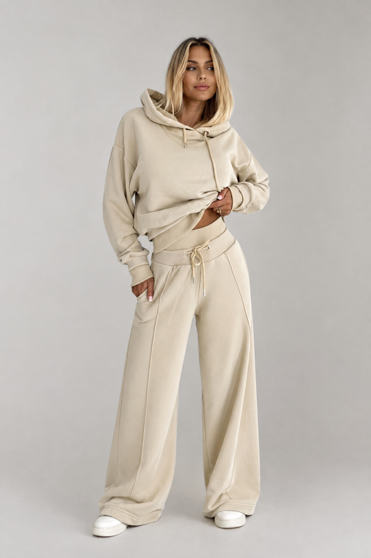 2-Piece Hooded Set | Women | Soft Fabric | Wide-Leg Trousers | Casual Comfort | Steven & Levon