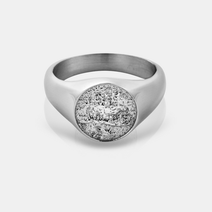 Hammered Signet Ring | Silver | Unisex | Stainless Steel | Hammered Finish | Steven & Levon