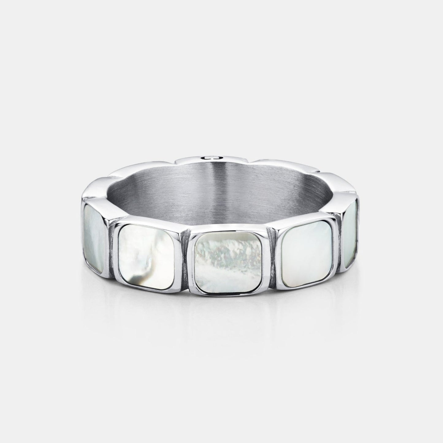 White Stone Band Ring | Gold or Silver | Unisex | Stainless Steel | White Stone Detail | Classic Style | Steven & Levon